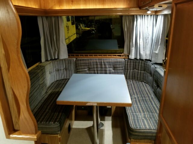 1992 Mazda Brawny Motorhome - photo 12