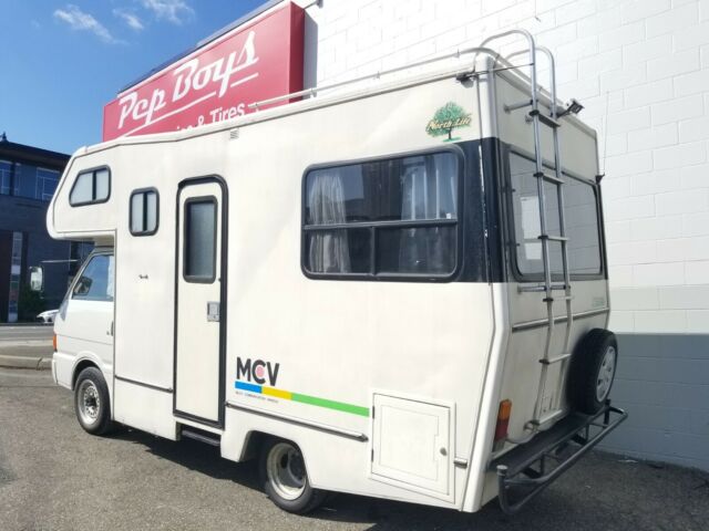 1992 Mazda Brawny Motorhome - photo 4