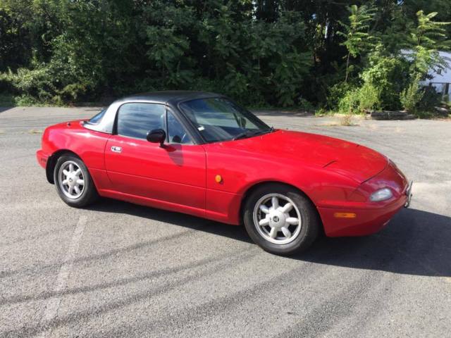 1992 Mazda Eunos Roadster Miata Red Hardtop 5 Speed NA6CE JDM RHD 1992 Mazda MX-5 Miata Eunos Roadster