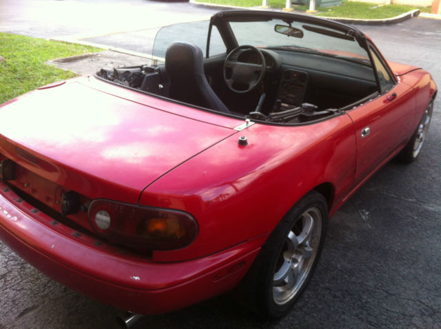 1992 Mazda MX-5 Miata Base Convertible 2-Door - photo 3