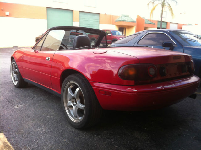 1992 Mazda MX-5 Miata Base Convertible 2-Door - photo 4