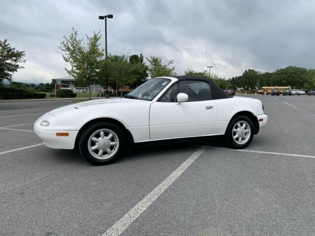 1992 Mazda Miata! 57,000 miles Original Window Sticker & All Service Records! 1992 Mazda MX-5 Miata MX-5