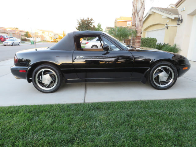 1992 Mazda MX-5 Miata Option C - photo 9