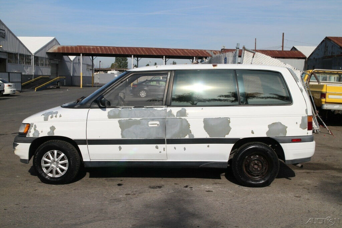1992 Mazda MPV 3.0 - photo 2