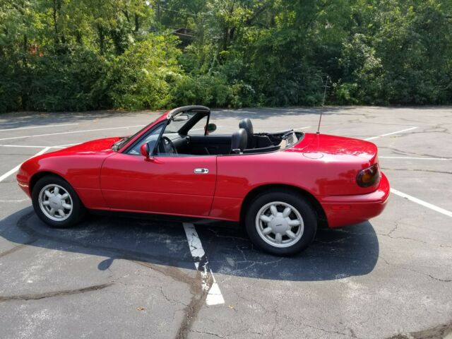 1992 Mazda MX-5 Miata Base