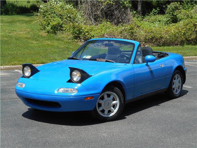 1992 MAZDA MX-5 MIATA HARDTOP 1OWN LOW 29K MILES NON-SMOKER CLEAN CARFAX! 1992 Mazda MX-5 Miata HARDTOP 1OWN LOW 29K MILES NON-SMOKER CLEAN CARFAX