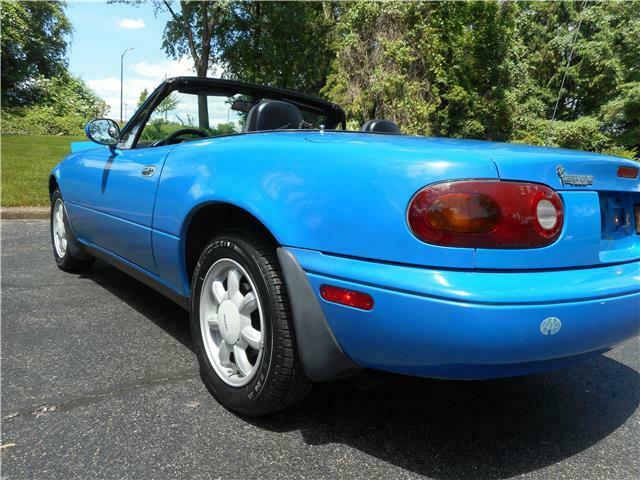 1992 Mazda MX-5 Miata HARDTOP 1OWN LOW 29K MILES NON-SMOKER CLEAN CARFAX - photo 8