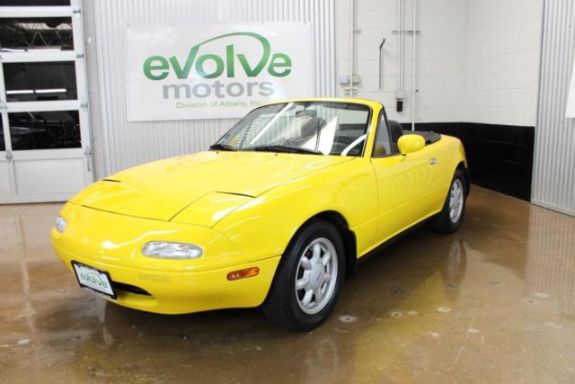 1992 Mazda MX-5 Miata Sunburst, One Owner, 78k 1992 Mazda MX-5 Miata --