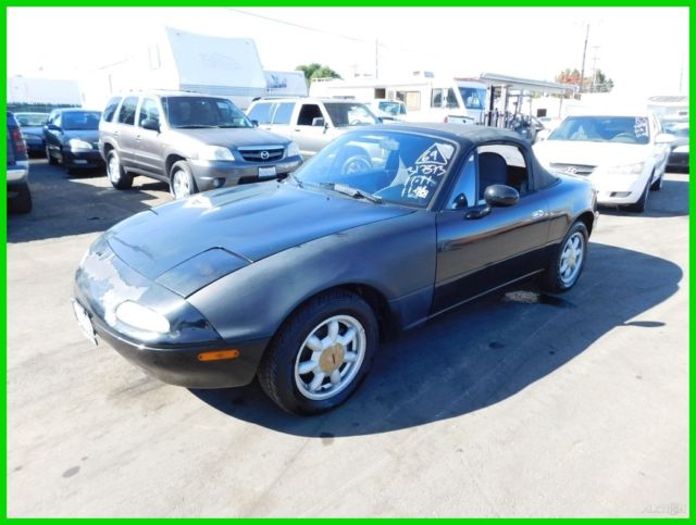 1992 Mazda MX-5 Miata Used 1.6L I4 16V Manual Convertible NO RESERVE 1992 Mazda MX-5 Miata