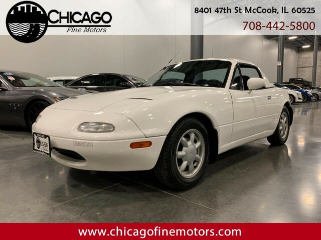 1992 Mazda MX-5 Miata w/ Hardtop 1992 Mazda MX-5 Miata w/ Hardtop