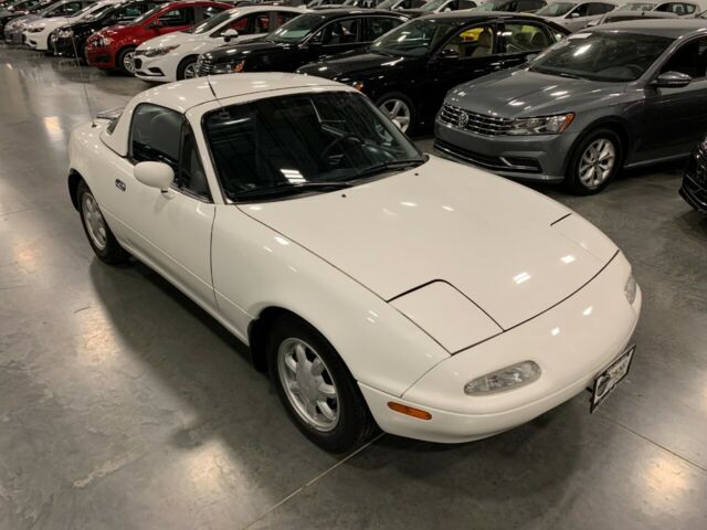1992 Mazda MX-5 Miata w/ Hardtop - photo 10