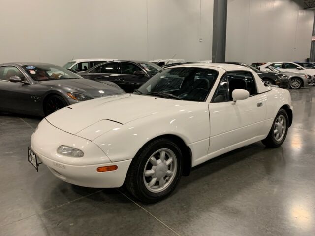 1992 Mazda MX-5 Miata w/ Hardtop - photo 4