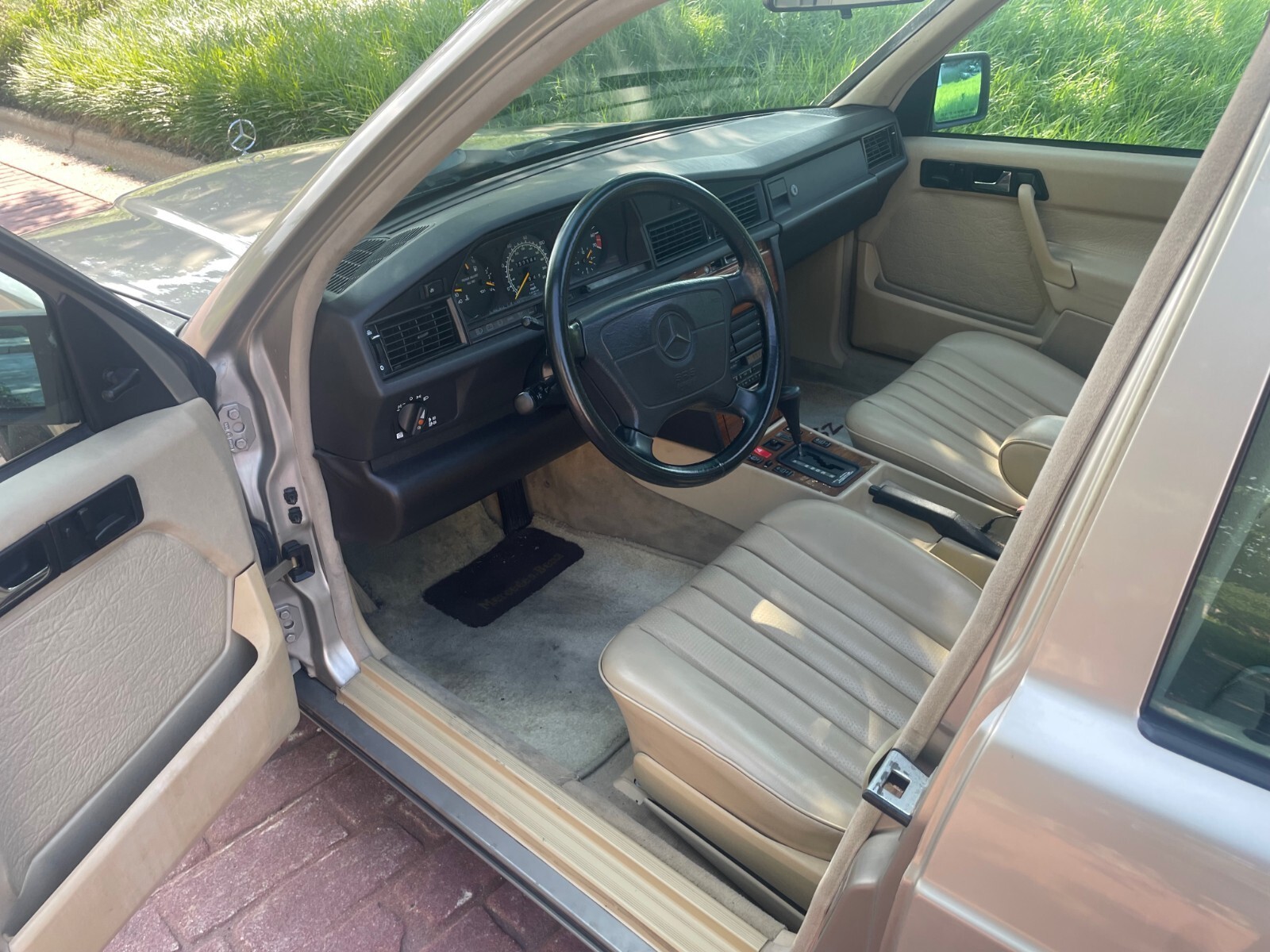 1992 Mercedes-Benz 190-Series - photo 13
