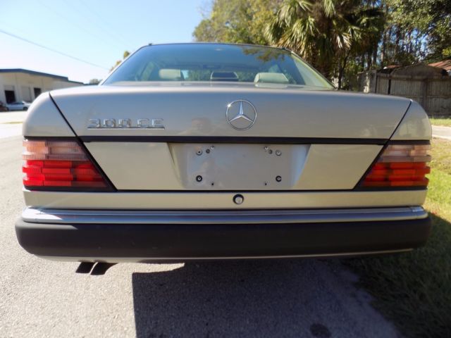 1992 Mercedes-Benz 300-Series 300 Ce Coupe - photo 10