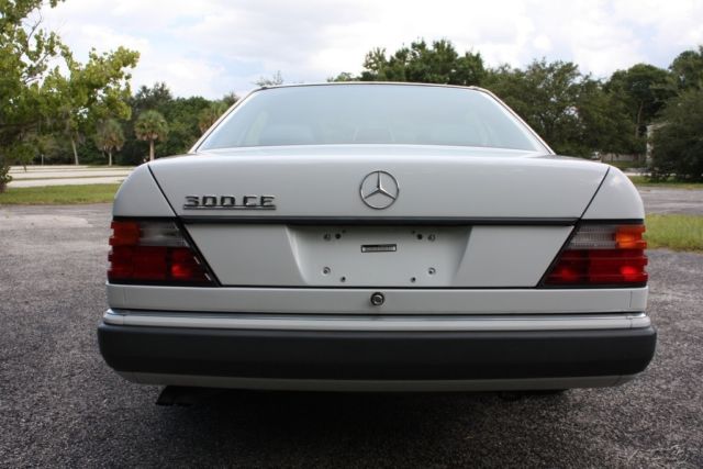 1992 Mercedes-Benz 300-Series 300CE 24V COUPE W124 CARFAX FLORIDA NO RESERVE!! - photo 4
