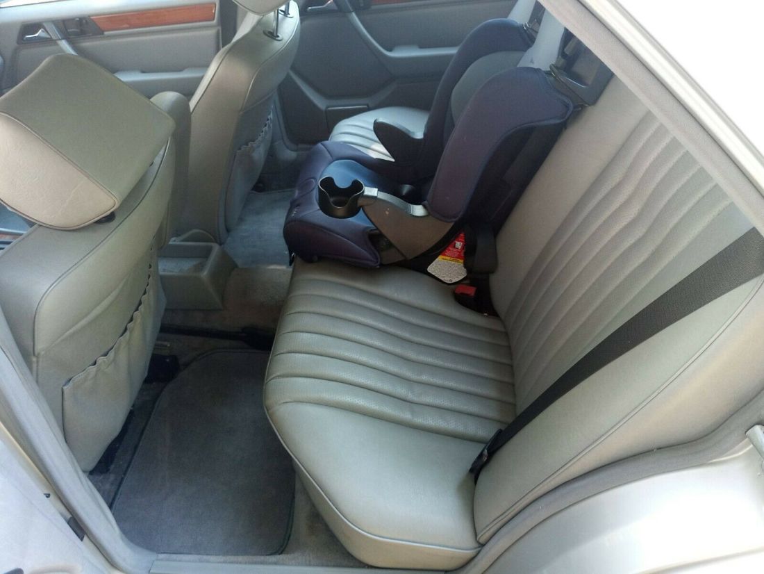 1992 Mercedes-Benz 300-Series - photo 7