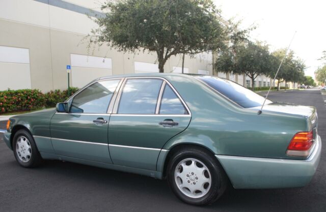 1992 Mercedes-Benz 300-Series 300SE - photo 9
