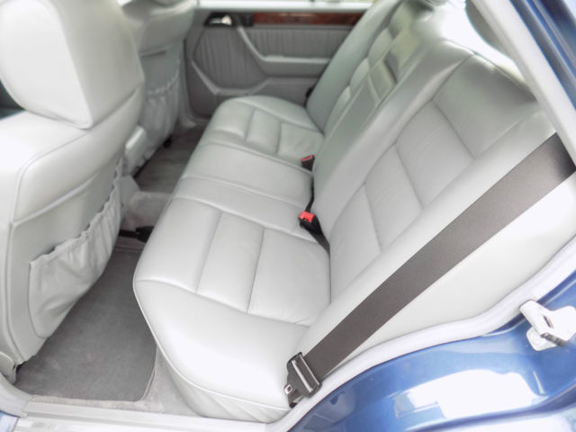 1992 Mercedes-Benz 400-Series - photo 9