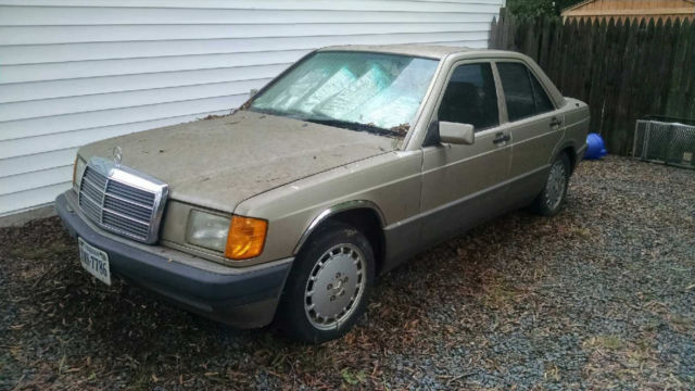 1992 Mercedes-Benz 190-Series 2.6 Sedan 4-Door