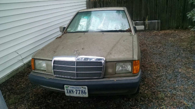 1992 Mercedes-Benz 190-Series 2.6 Sedan 4-Door - photo 6