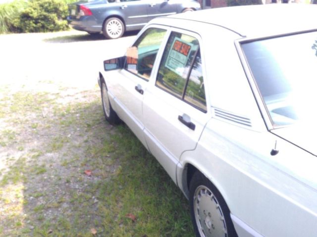 1992 Mercedes-Benz 190-Series 190E 2.3 - photo 2