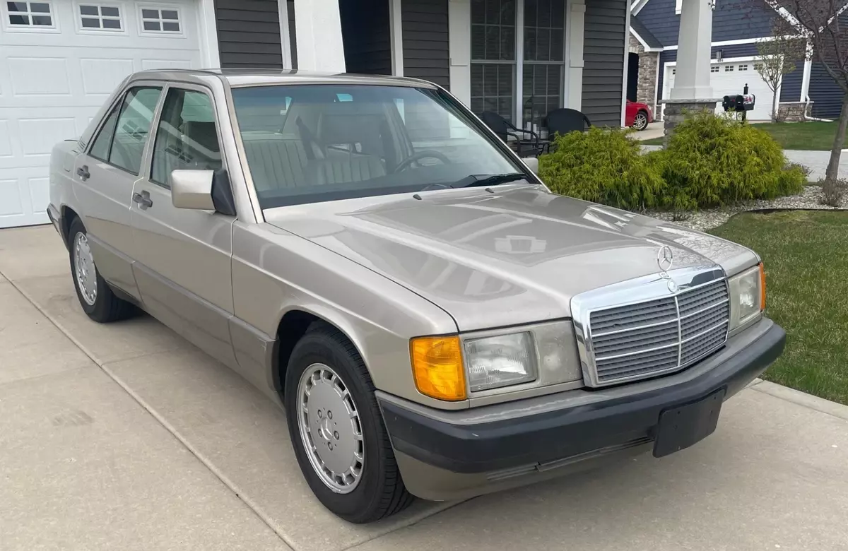 1992 Mercedes-Benz 190-Series