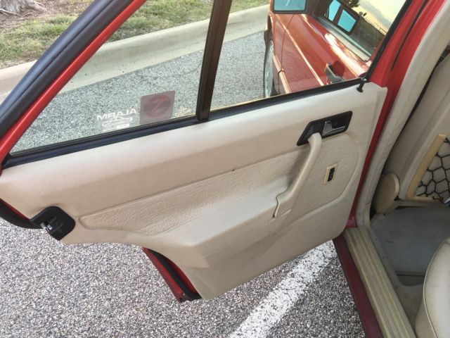 1992 Mercedes-Benz 190-Series 2.6 Sedan 4-Door - photo 10