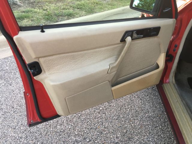 1992 Mercedes-Benz 190-Series 2.6 Sedan 4-Door - photo 9