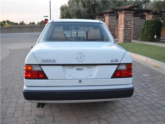 1992 Mercedes-Benz 300 Series 300E - photo 11