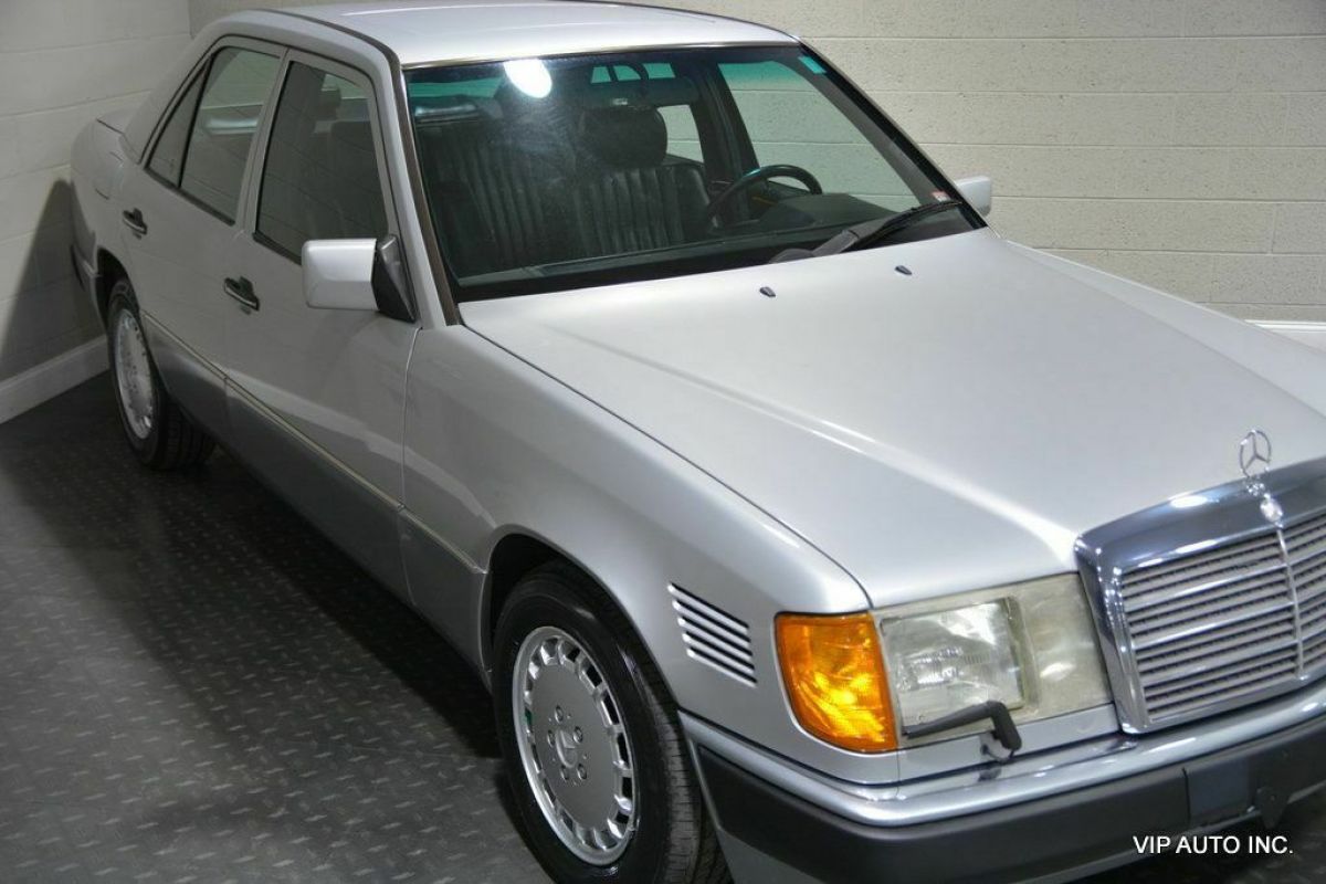 1992 Mercedes-Benz 300-Series 300 Series 4dr Sedan 300D 2.5 Turbo - photo 5