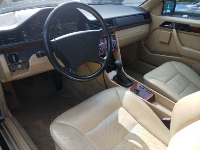 1992 Mercedes-Benz 300-Series - photo 2