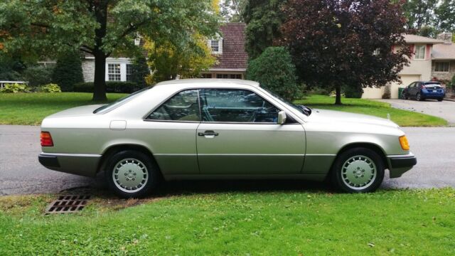 1992 Mercedes-Benz 300-Series - photo 6