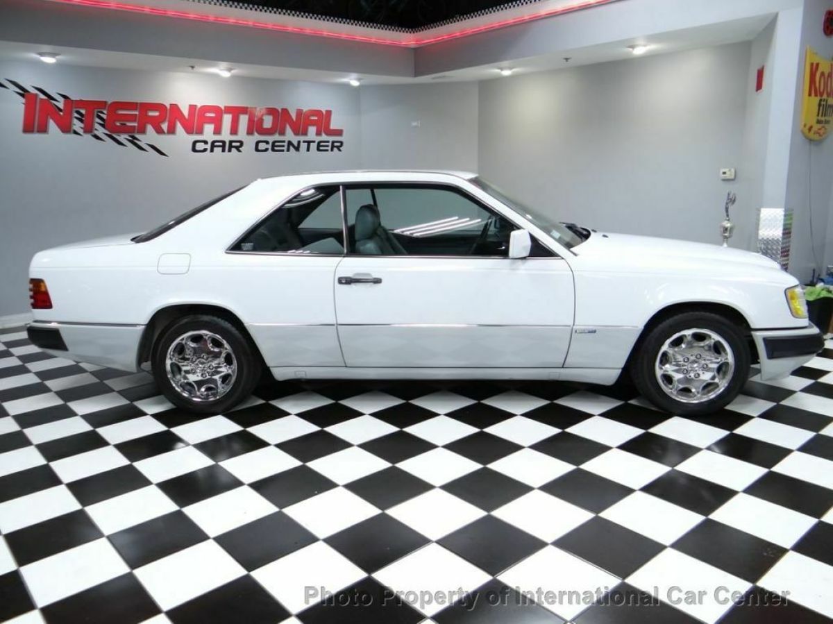 1992 Mercedes-Benz 300-Series 300 Series 2dr Coupe 300CE - photo 3