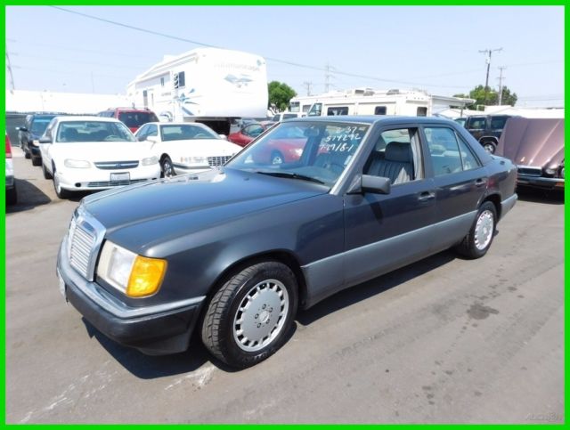 1992 Mercedes-Benz 300-Series 300E 2.6 (STD is Estimated)