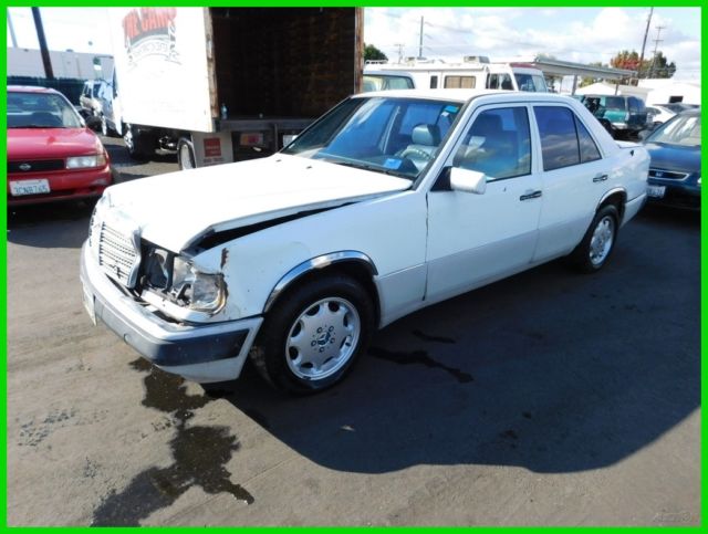 1992 Mercedes-Benz 300E 3.0 Used 3L I6 12V Automatic Sedan NO RESERVE 1992 Mercedes-Benz 300-Series 300E 3.0 (STD is Estimated)