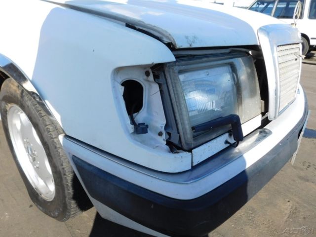 1992 Mercedes-Benz 300-Series 300E 3.0 (STD is Estimated) - photo 12