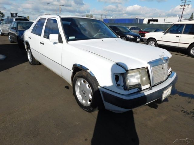 1992 Mercedes-Benz 300-Series 300E 3.0 (STD is Estimated) - photo 8