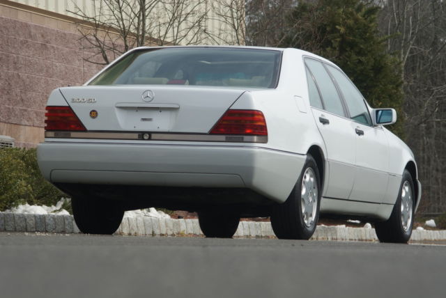 1992 Mercedes-Benz 300SD 2 owner 65,381 Miles Turbodiesel ABSOLUTE NO RESERVE !! 1992 Mercedes-Benz 300-Series Base Sedan 4-Door