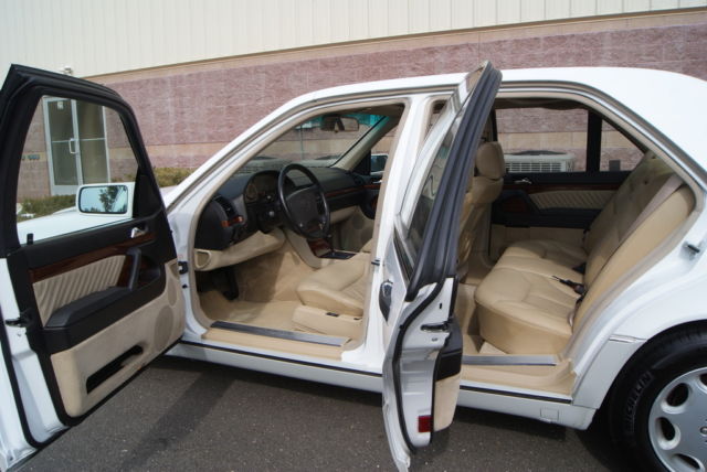 1992 Mercedes-Benz 300-Series Base Sedan 4-Door - photo 9