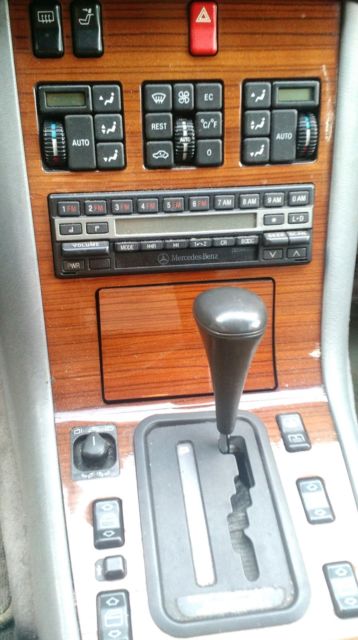 1992 Mercedes-Benz 300-Series Sedan - photo 12