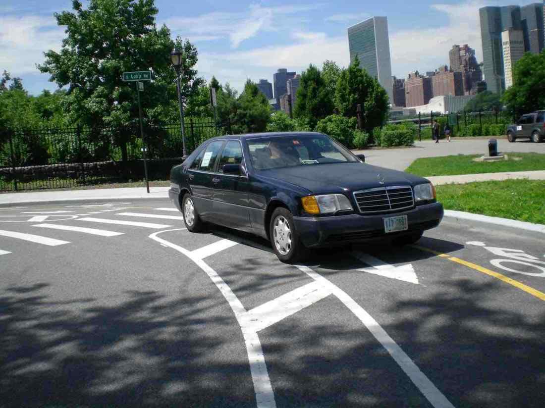 1992 Mercedes-Benz 300SE SE
