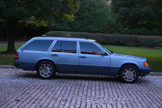 1992 Mercedes-Benz E-Class - photo 4