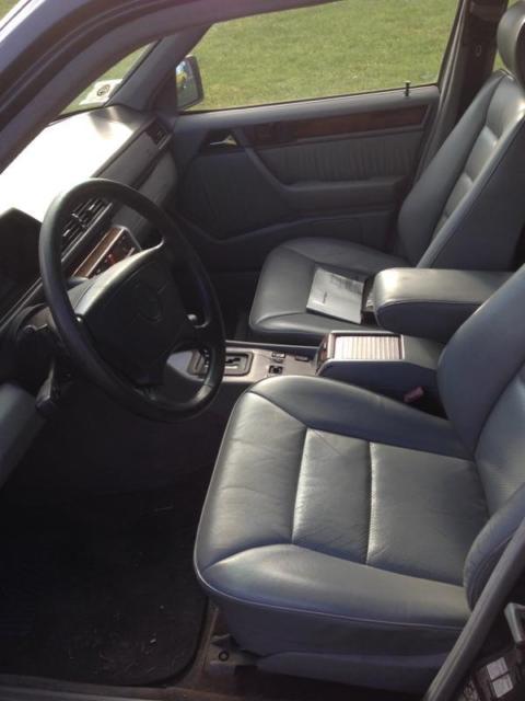 1992 Mercedes-Benz 400-Series - photo 7