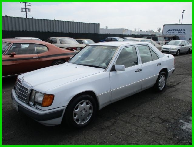 1992 Mercedes-Benz 400E 4.2 Used 4.2L V8 32V Automatic Sedan NO RESERVE 1992 Mercedes-Benz 400-Series 400E 4.2 (STD is Estimated)