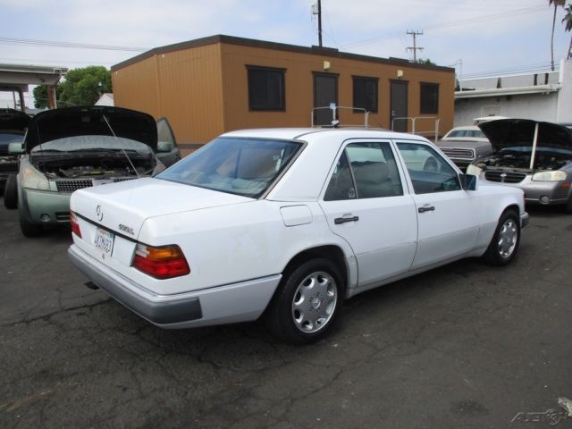 1992 Mercedes-Benz 400-Series 400E 4.2 (STD is Estimated) - photo 6