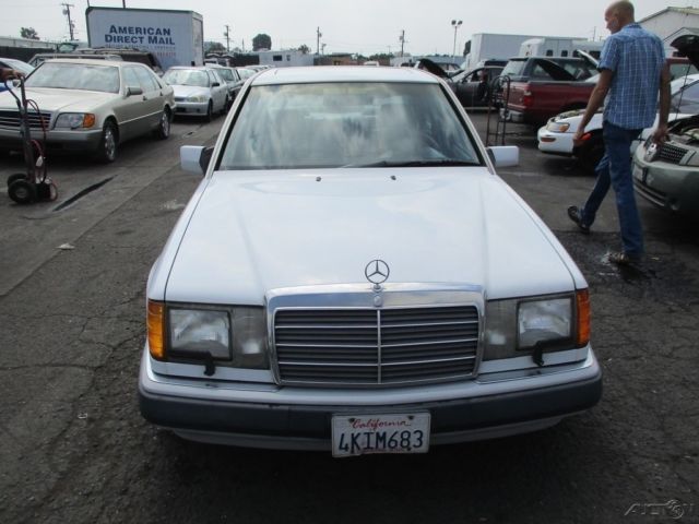 1992 Mercedes-Benz 400-Series 400E 4.2 (STD is Estimated) - photo 9
