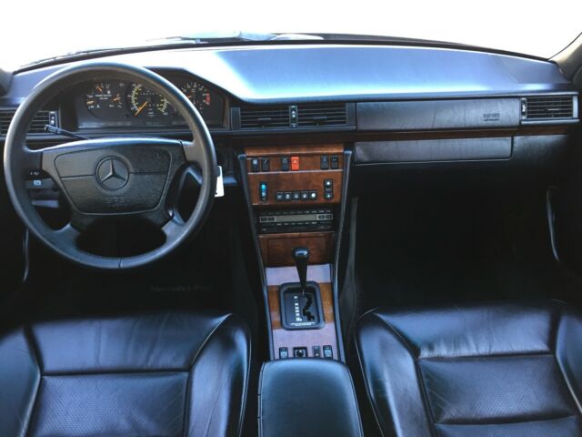 1992 Mercedes-Benz E-Class - photo 11