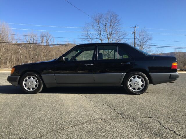 1992 Mercedes-Benz E-Class - photo 6