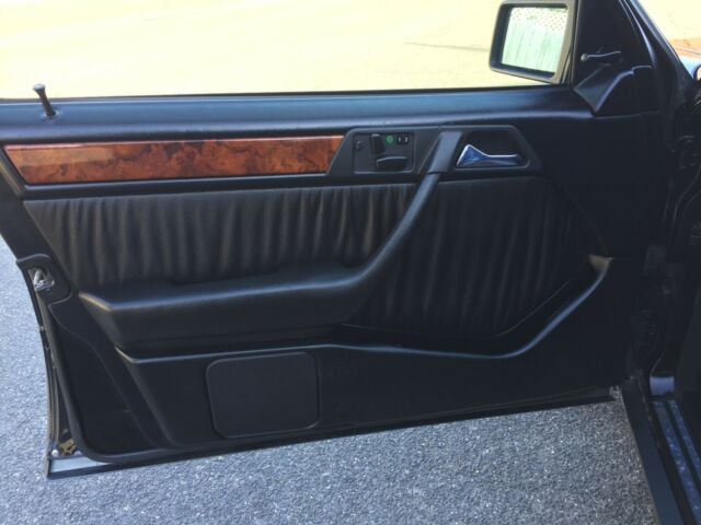 1992 Mercedes-Benz E-Class - photo 9
