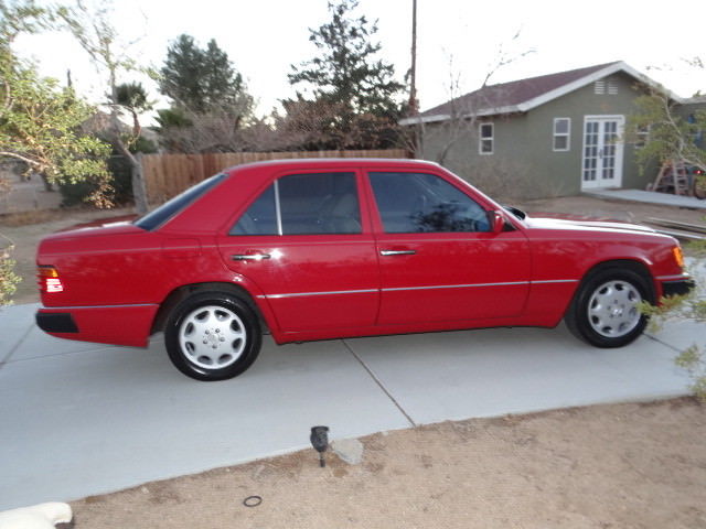 1992 Mercedes-Benz 400-Series - photo 4